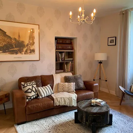 Captivating Luxury 2 Bed In Mauprévoir